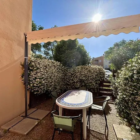 Au Calme Avec Terrasse Et Parking - Cap D'agde - Fr-1-249-438