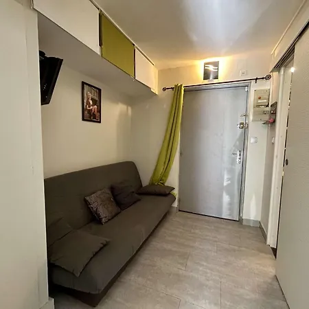 Au Calme Avec Terrasse Et Parking - Cap D'agde - Fr-1-249-438 Appartement